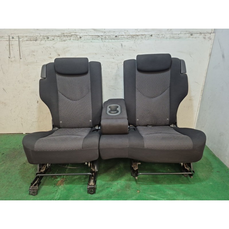 Recambio de juego de asientos completo para toyota rav 4 iii (_a3_) 2.2 d (ala35_) referencia OEM IAM   