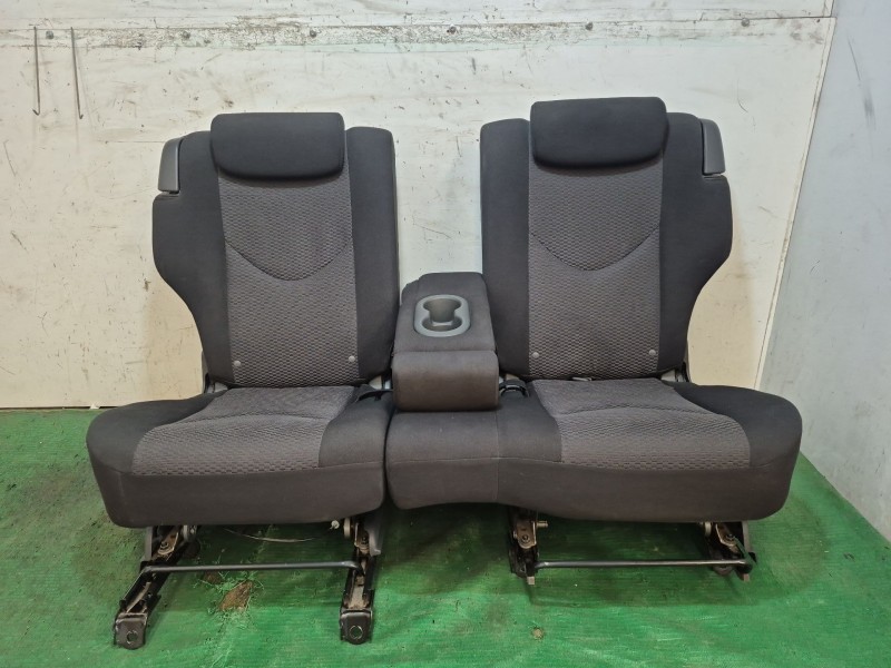 Recambio de juego de asientos completo para toyota rav 4 iii (_a3_) 2.2 d (ala35_) referencia OEM IAM   