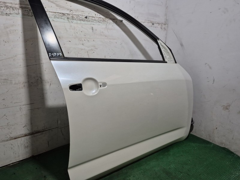 Recambio de puerta delantera derecha para toyota rav 4 iii (_a3_) 2.2 d (ala35_) referencia OEM IAM   