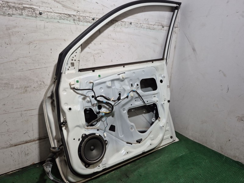 Recambio de puerta delantera derecha para toyota rav 4 iii (_a3_) 2.2 d (ala35_) referencia OEM IAM   