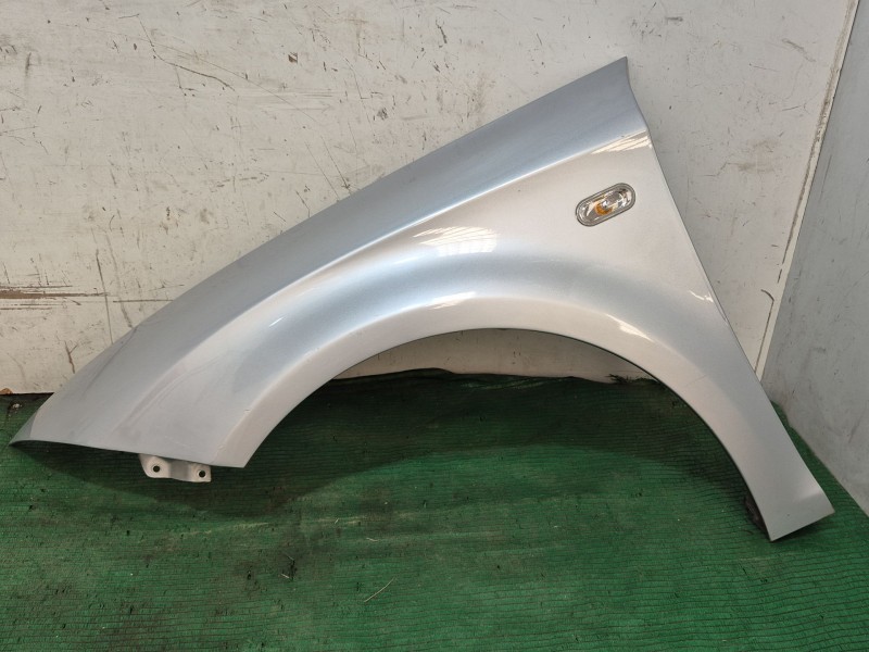 Recambio de aleta delantera izquierda para seat leon (1p1) 1.9 tdi referencia OEM IAM   