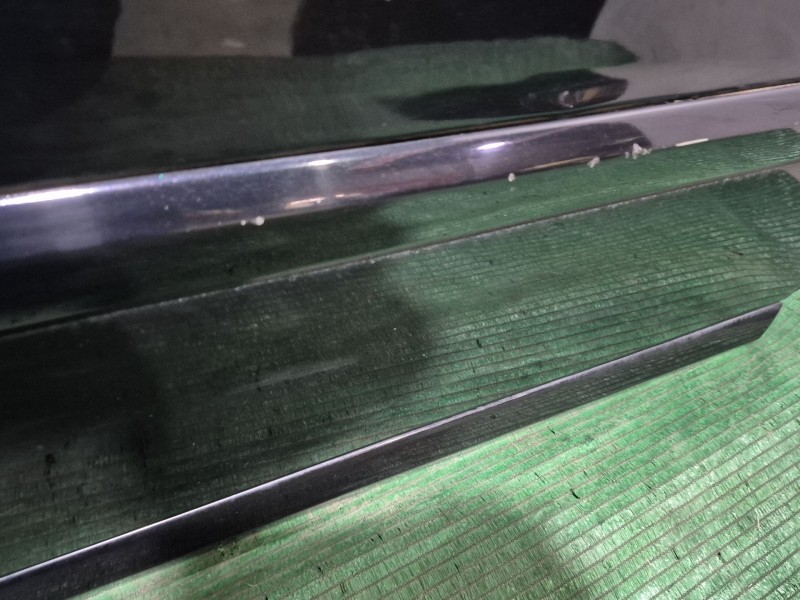 Recambio de puerta trasera derecha para volvo s40 ii (544) 2.0 d referencia OEM IAM   