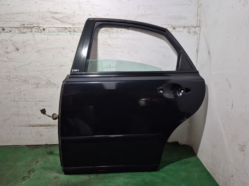 Recambio de puerta trasera izquierda para volvo s40 ii (544) 2.0 d referencia OEM IAM   
