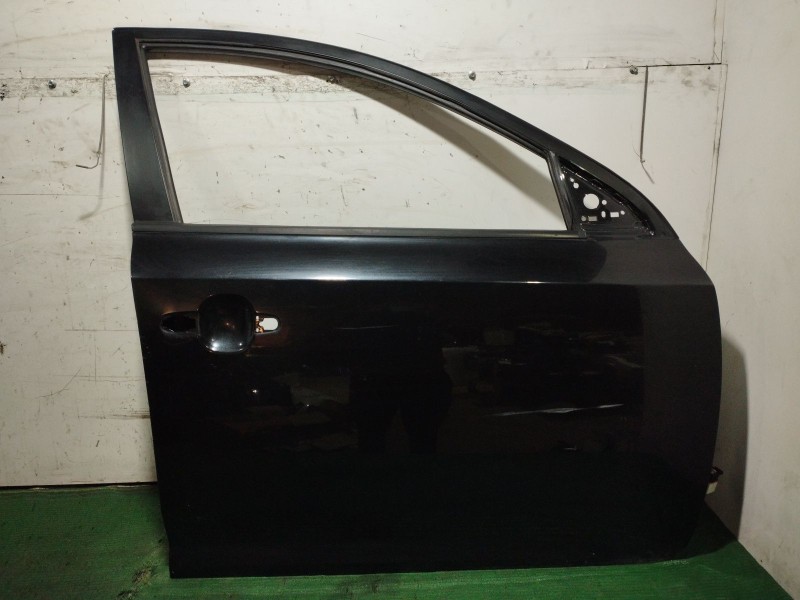 Recambio de puerta delantera derecha para kia cee´d sw (ed) 1.6 crdi 90 referencia OEM IAM   