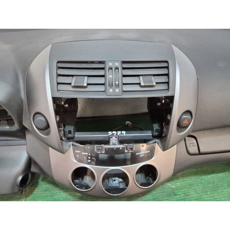 Recambio de salpicadero para toyota rav 4 iii (_a3_) 2.2 d (ala35_) referencia OEM IAM   