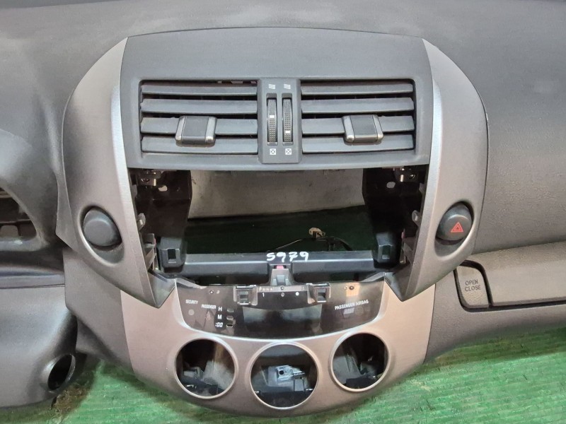 Recambio de salpicadero para toyota rav 4 iii (_a3_) 2.2 d (ala35_) referencia OEM IAM   