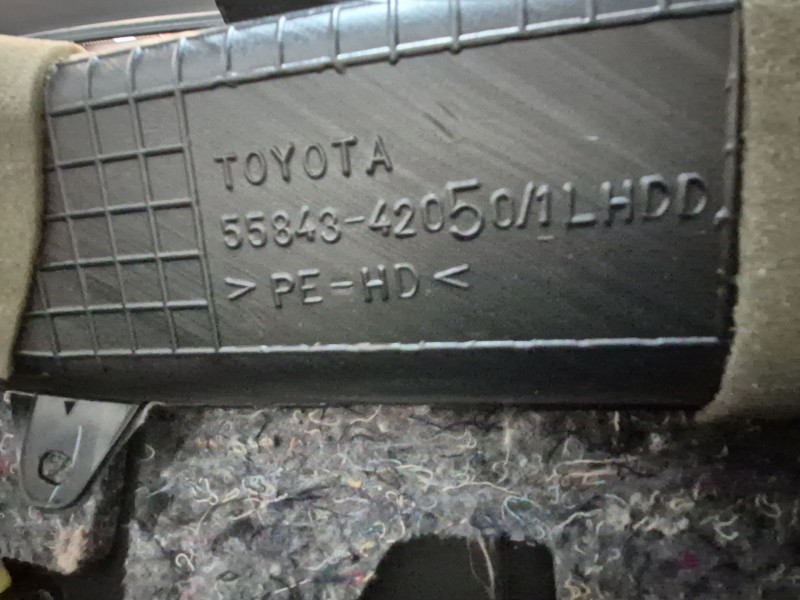 Recambio de salpicadero para toyota rav 4 iii (_a3_) 2.2 d (ala35_) referencia OEM IAM 5584342050 5584342050 5584342050