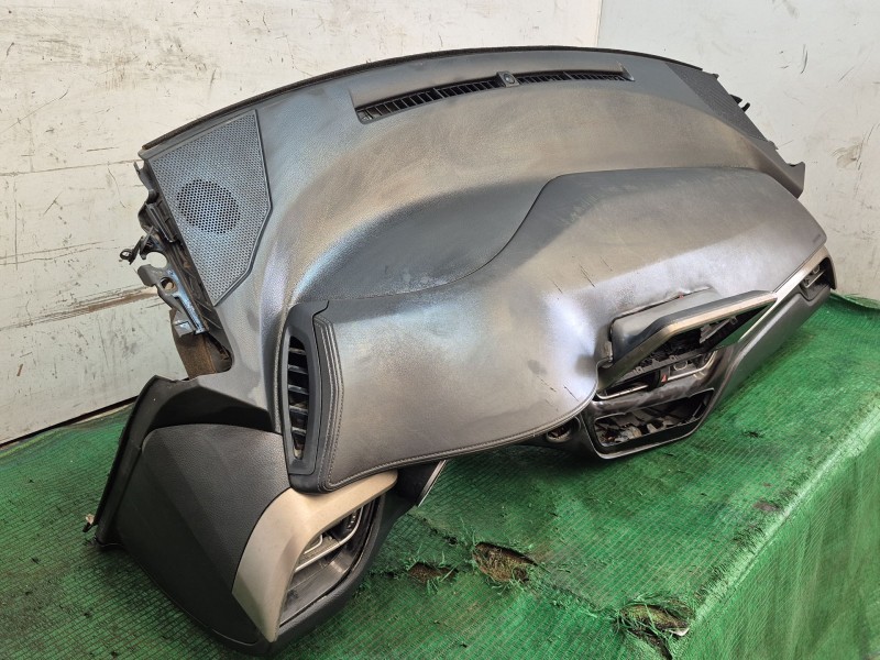 Recambio de salpicadero para seat toledo iii (5p2) 1.9 tdi referencia OEM IAM 55302 55302 55302
