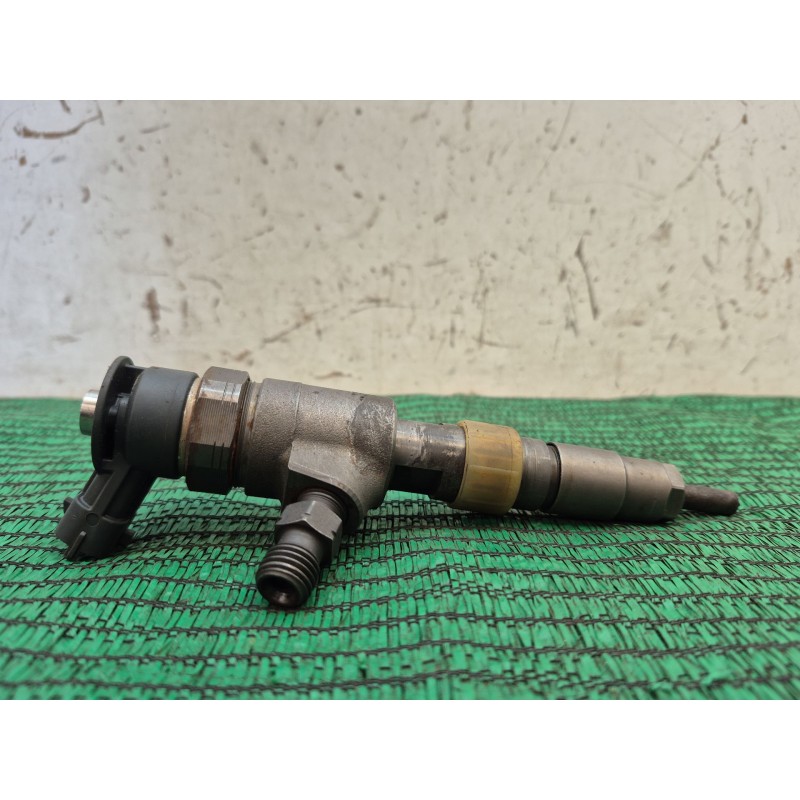 Recambio de inyector para citroën c4 cactus 1.2 thp 110 referencia OEM IAM   