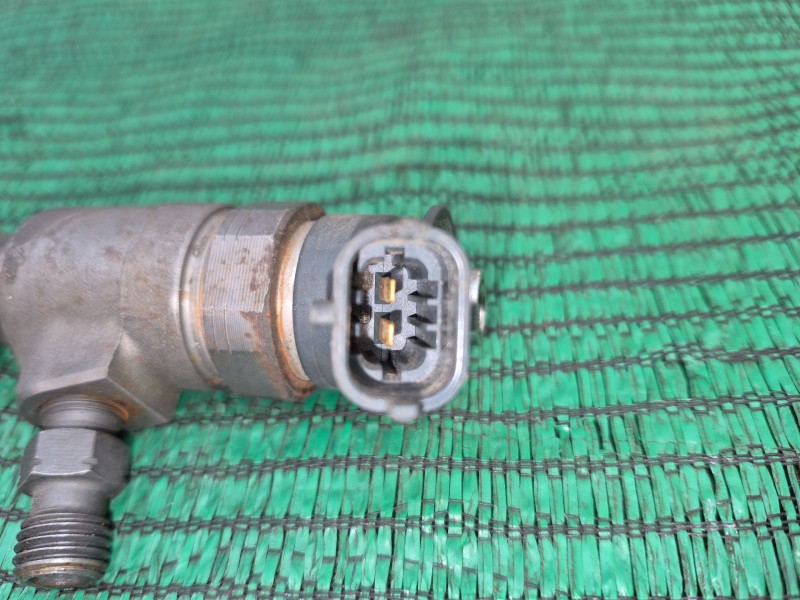 Recambio de inyector para citroën c4 cactus 1.2 thp 110 referencia OEM IAM   