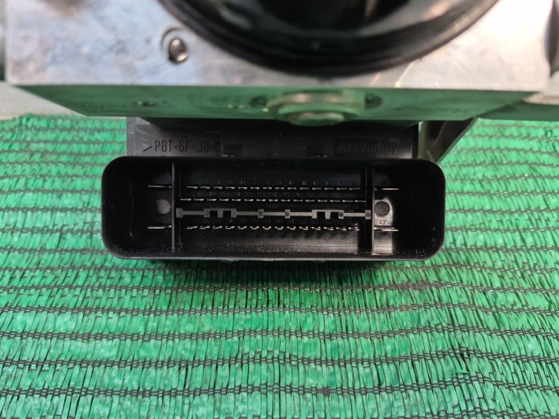 Recambio de abs para bmw 1 (e87) 118 d referencia OEM IAM   