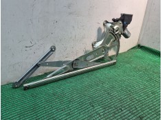 Recambio de motor elevalunas delantero izquierdo para toyota rav 4 iii (_a3_) 2.2 d (ala35_) referencia OEM IAM    2