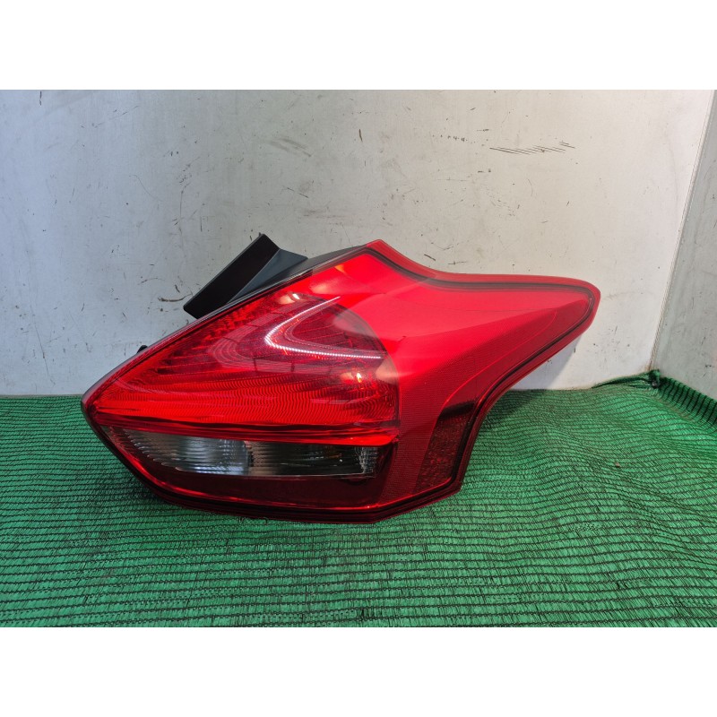 Recambio de piloto trasero derecho para ford focus iii 1.6 ti referencia OEM IAM   