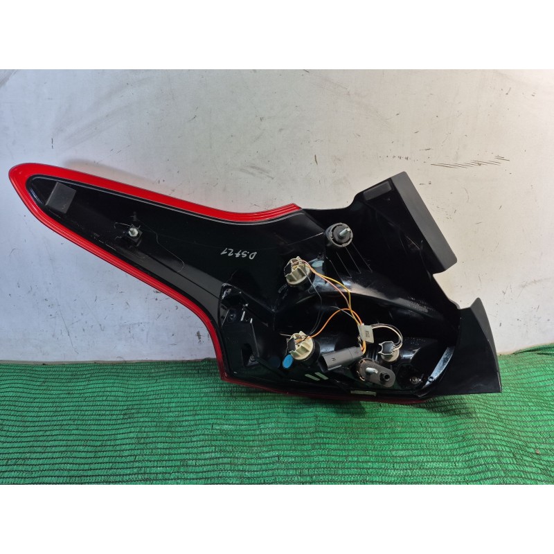 Recambio de piloto trasero derecho para ford focus iii 1.6 ti referencia OEM IAM   