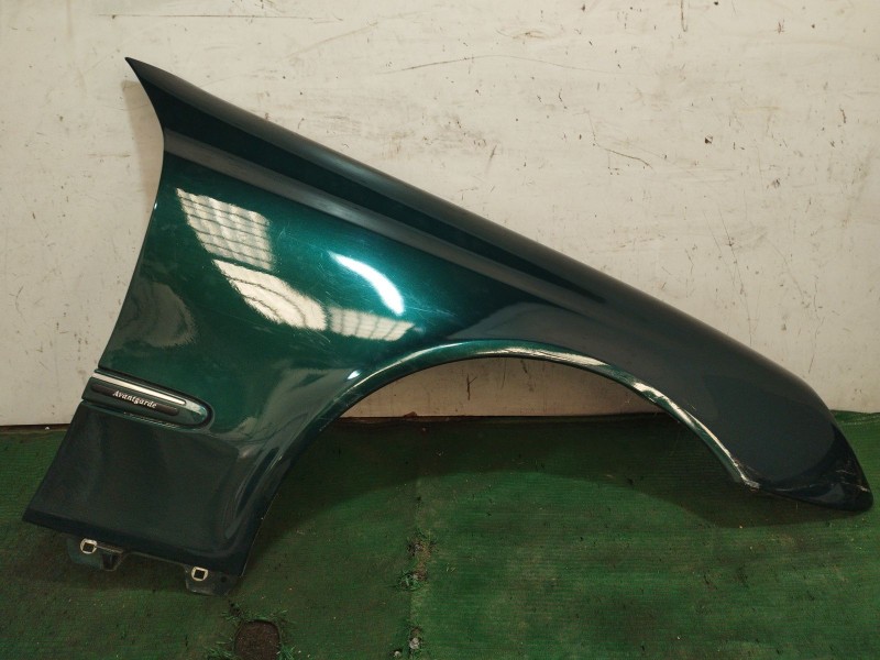 Recambio de aleta delantera derecha para mercedes-benz clase e (w211) e 320 cdi (211.026) referencia OEM IAM   