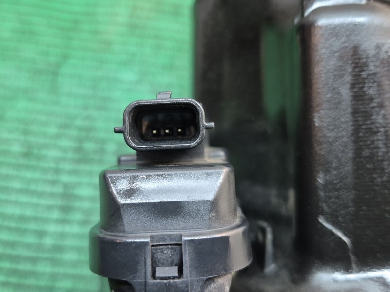 Recambio de faro derecho para toyota rav 4 iii (_a3_) 2.2 d (ala35_) referencia OEM IAM   