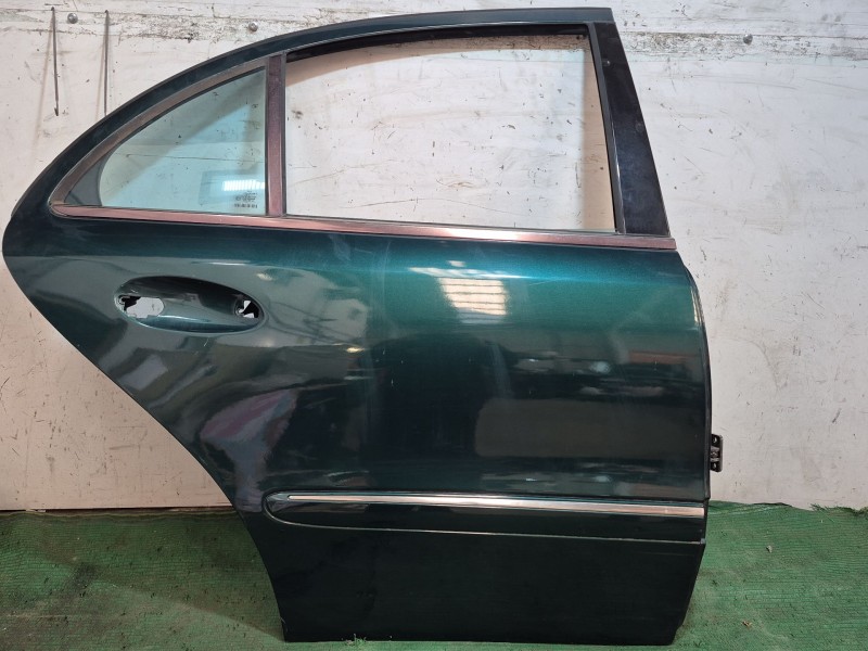Recambio de puerta trasera derecha para mercedes-benz clase e (w211) e 320 cdi (211.026) referencia OEM IAM   