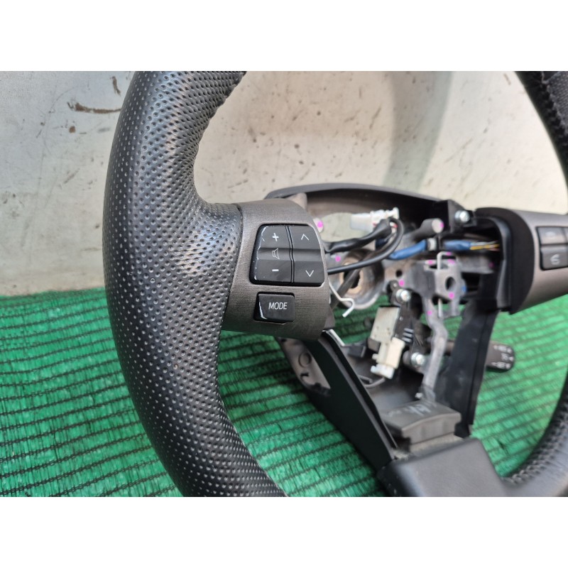 Recambio de volante para toyota rav 4 iii (_a3_) 2.2 d (ala35_) referencia OEM IAM   