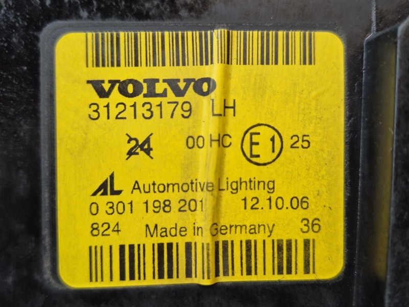 Recambio de faro izquierdo para volvo s40 ii (544) 2.0 d referencia OEM IAM   