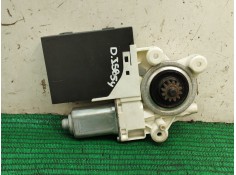 Recambio de motor elevalunas delantero izquierdo para volvo s40 ii (544) 2.0 d referencia OEM IAM    2