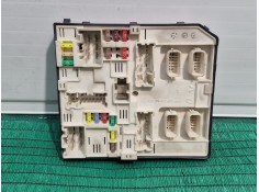 Recambio de caja reles / fusibles para renault master iii furgoneta (fv) 2.3 dci 130 rwd (fv01, fv10, fv11, fv12) referencia OEM