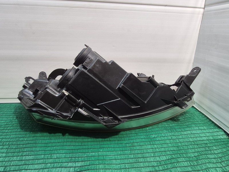 Recambio de faro izquierdo para peugeot expert tepee (vf3x_) 2.0 hdi 120 referencia OEM IAM   