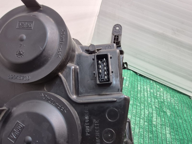 Recambio de faro izquierdo para peugeot expert tepee (vf3x_) 2.0 hdi 120 referencia OEM IAM   