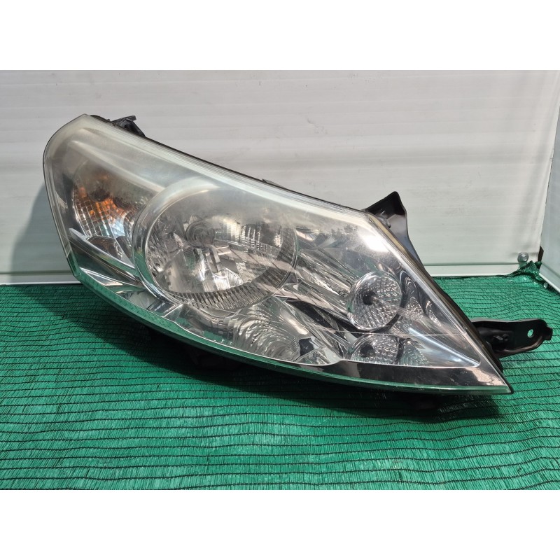 Recambio de faro derecho para peugeot expert tepee (vf3x_) 2.0 hdi 120 referencia OEM IAM   