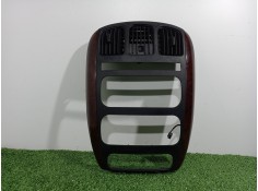 Recambio de moldura consola central delantera para chrysler grand voyager limited referencia OEM IAM 05009175AA 05009175AA 05009