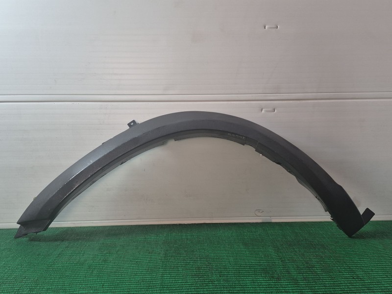 Recambio de moldura para iveco daily iv furgoneta 65c15 referencia OEM IAM   