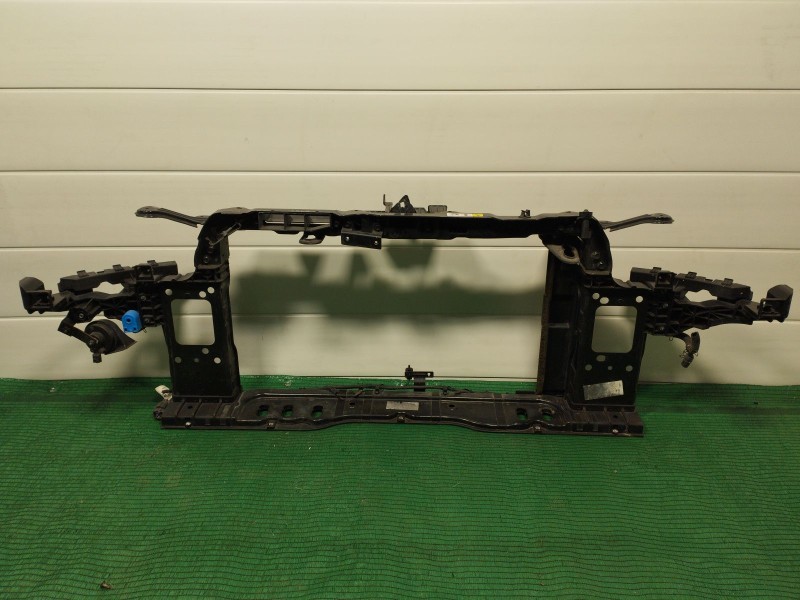 Recambio de panel frontal para kia cee´d sportswagon (jd) 1.6 crdi 128 referencia OEM IAM   