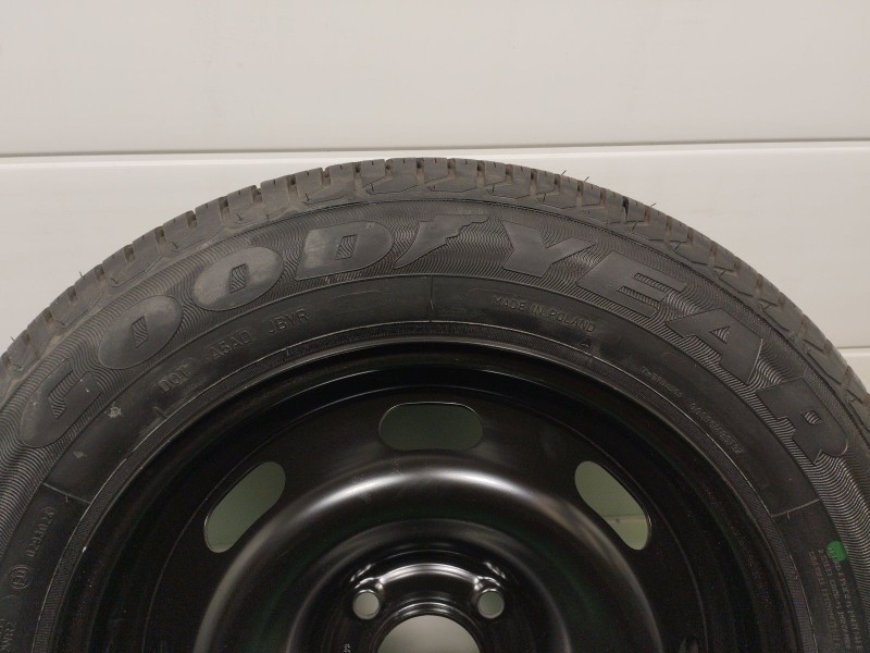 Recambio de neumatico repuesto para citroën c4 cactus 1.2 thp 110 referencia OEM IAM   