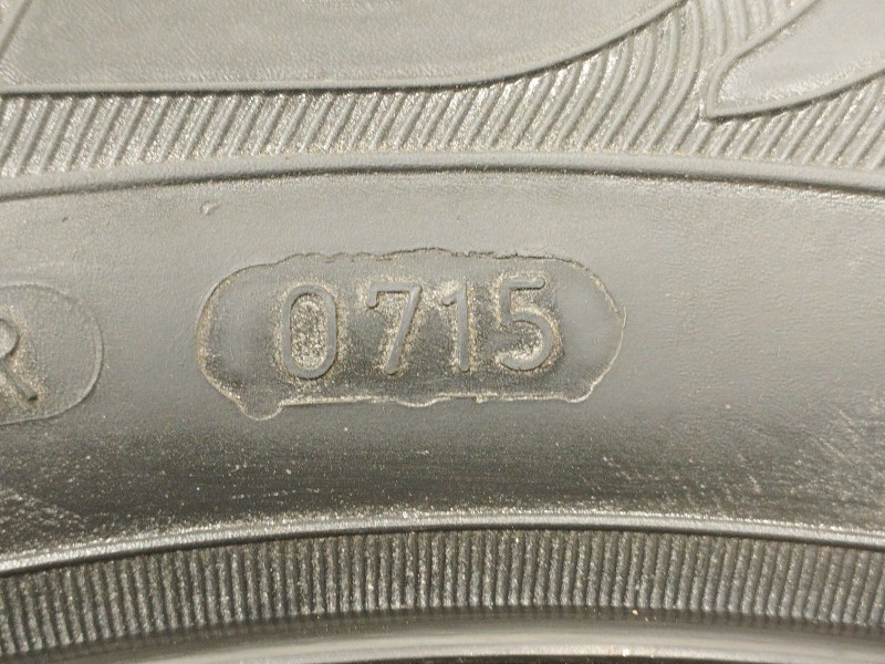 Recambio de neumatico repuesto para citroën c4 cactus 1.2 thp 110 referencia OEM IAM   