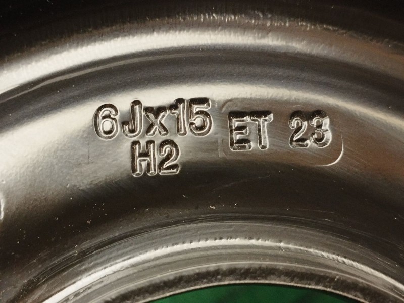 Recambio de neumatico repuesto para citroën c4 cactus 1.2 thp 110 referencia OEM IAM   