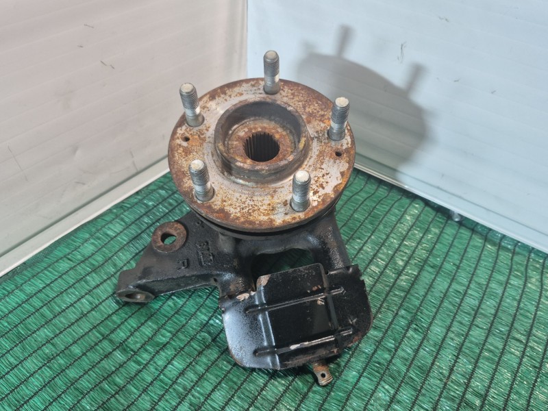 Recambio de mangueta delantera derecha para hyundai i30 (fd) 1.6 referencia OEM IAM   