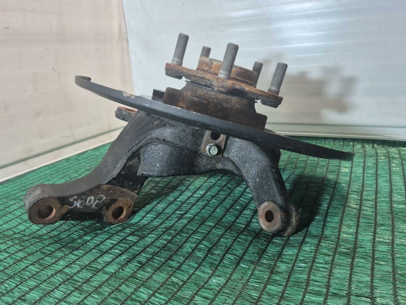 Recambio de mangueta delantera derecha para nissan juke (f15) 1.6 dig-t 4x4 referencia OEM IAM   