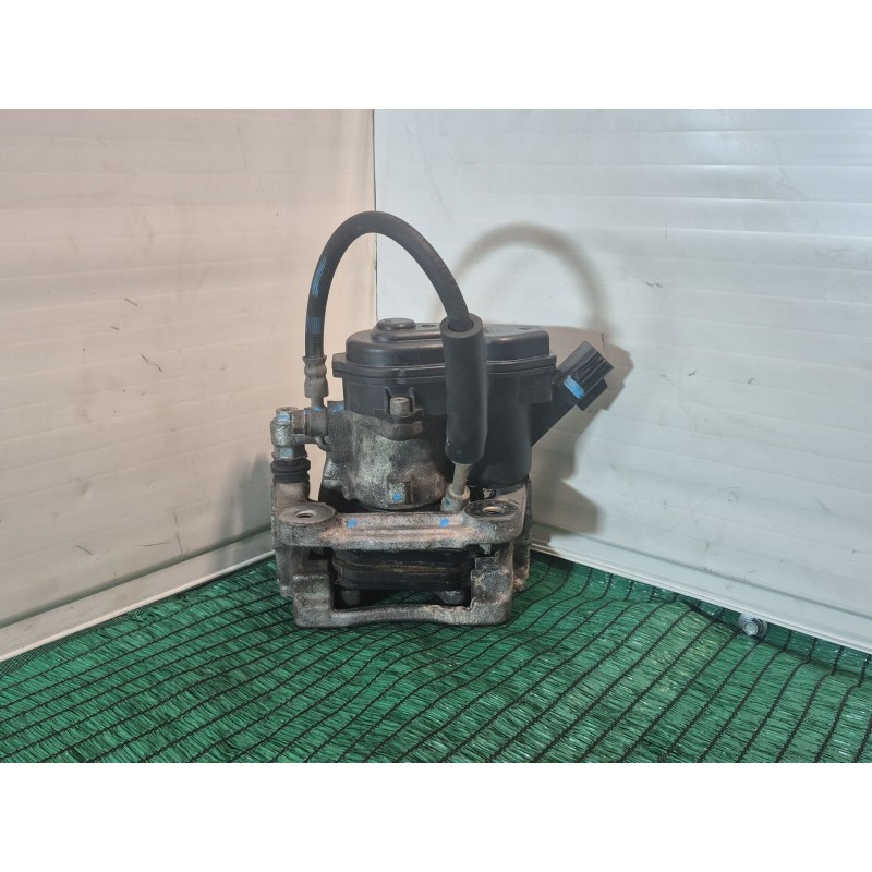 Recambio de pinza freno trasera izquierda para mazda 3 (bm, bn) 2.0 referencia OEM IAM 32355597 32355597 32355597