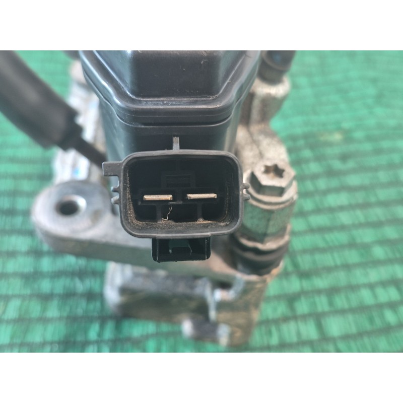 Recambio de pinza freno trasera izquierda para mazda 3 (bm, bn) 2.0 referencia OEM IAM 32355597 32355597 32355597