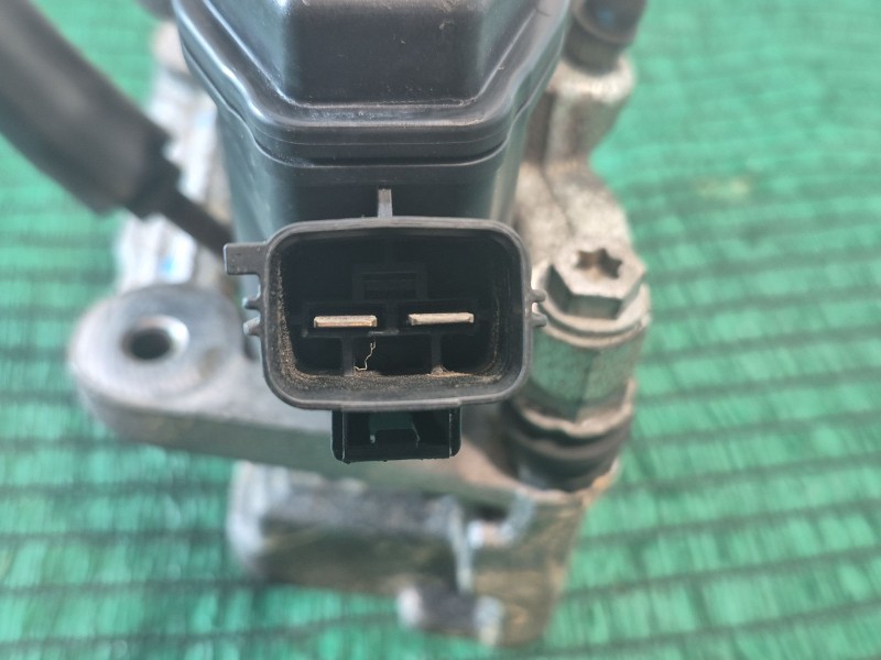 Recambio de pinza freno trasera izquierda para mazda 3 (bm, bn) 2.0 referencia OEM IAM 32355597 32355597 32355597