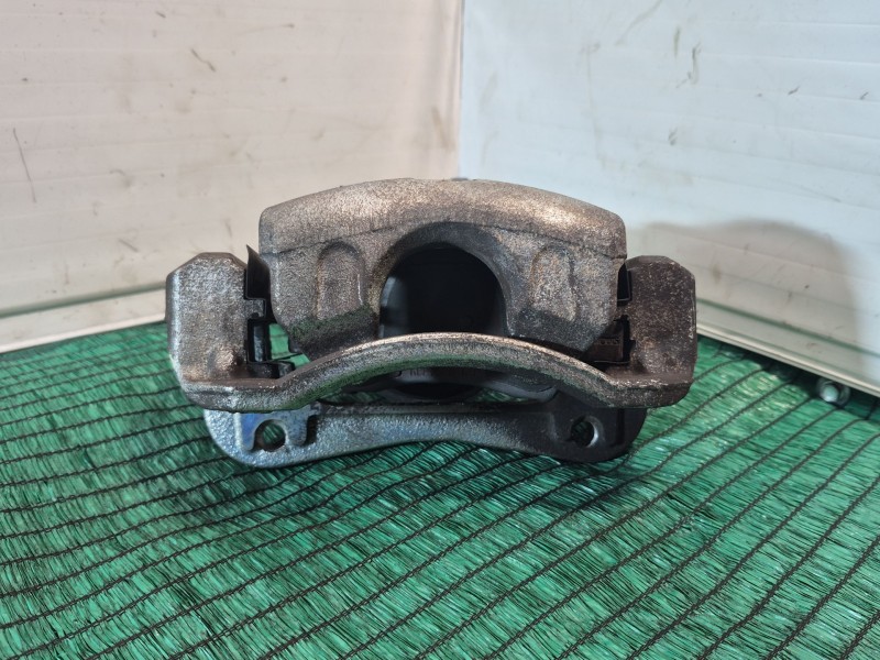 Recambio de pinza freno delantera derecha para hyundai i30 (gd) 1.4 referencia OEM IAM   