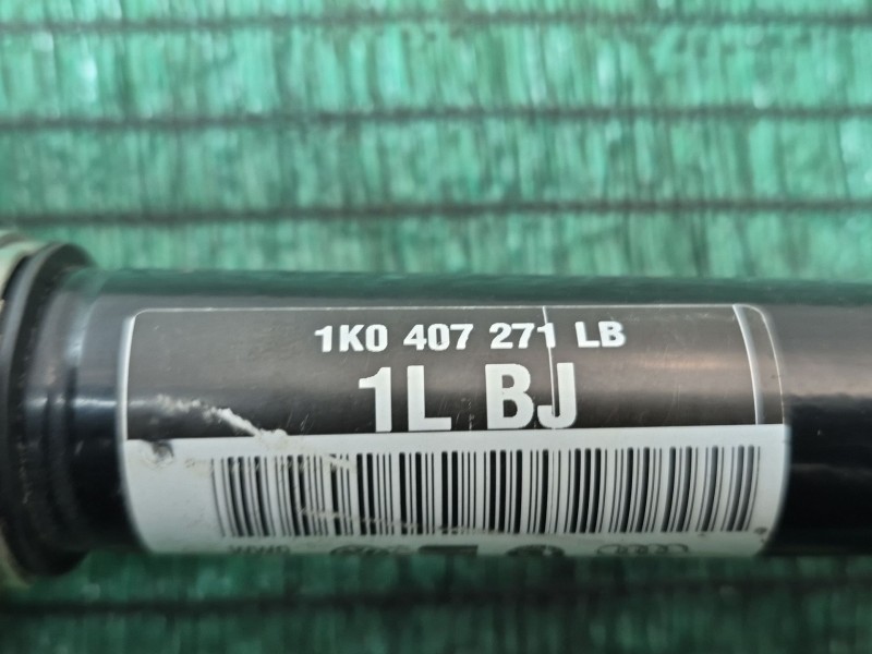 Recambio de transmision delantera izquierda para seat leon (1p1) 1.6 tdi referencia OEM IAM   