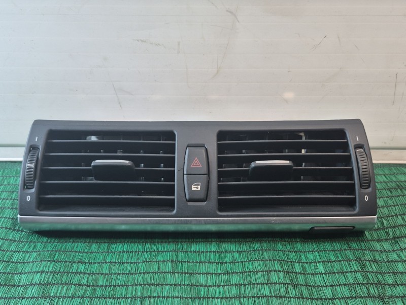 Recambio de rejilla aireadora para bmw x5 (e70) 3.0 d referencia OEM IAM 716180104 716180104 716180104