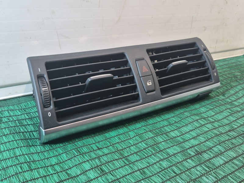 Recambio de rejilla aireadora para bmw x5 (e70) 3.0 d referencia OEM IAM 716180104 716180104 716180104