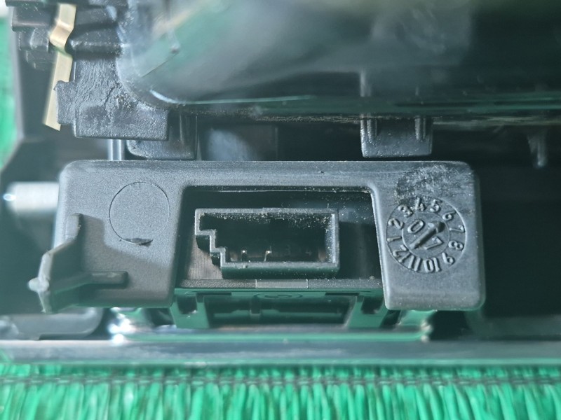 Recambio de rejilla aireadora para bmw x5 (e70) 3.0 d referencia OEM IAM 716180104 716180104 716180104