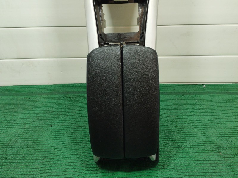 Recambio de consola central trasera para bmw x5 (e70) 3.0 d referencia OEM IAM   