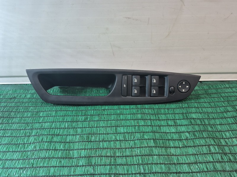 Recambio de mando elevalunas delantero izquierdo para bmw x5 (e70) 3.0 d referencia OEM IAM 51417137137 912212001 51417137137