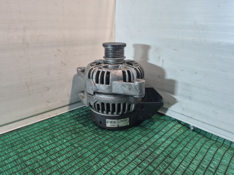 Recambio de alternador para opel vectra c caravan elegance referencia OEM IAM 0124525046 0124525046 0124525046