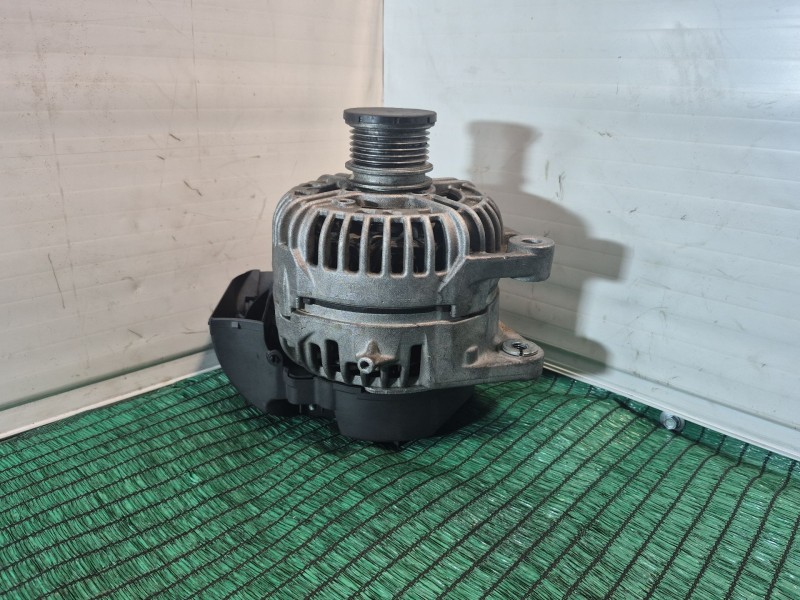 Recambio de alternador para opel vectra c caravan elegance referencia OEM IAM 0124525046 0124525046 0124525046