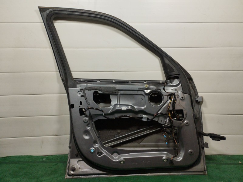 Recambio de puerta delantera izquierda para bmw x5 (e70) 3.0 d referencia OEM IAM   