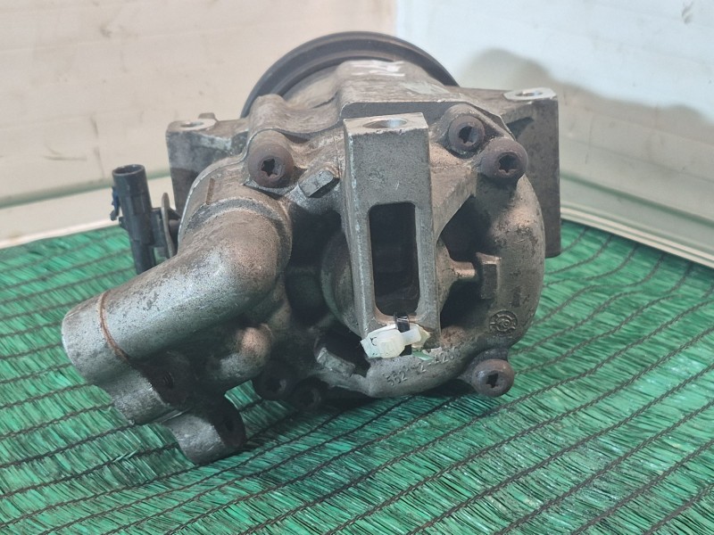 Recambio de compresor aire acondicionado para opel agila b enjoy referencia OEM IAM   